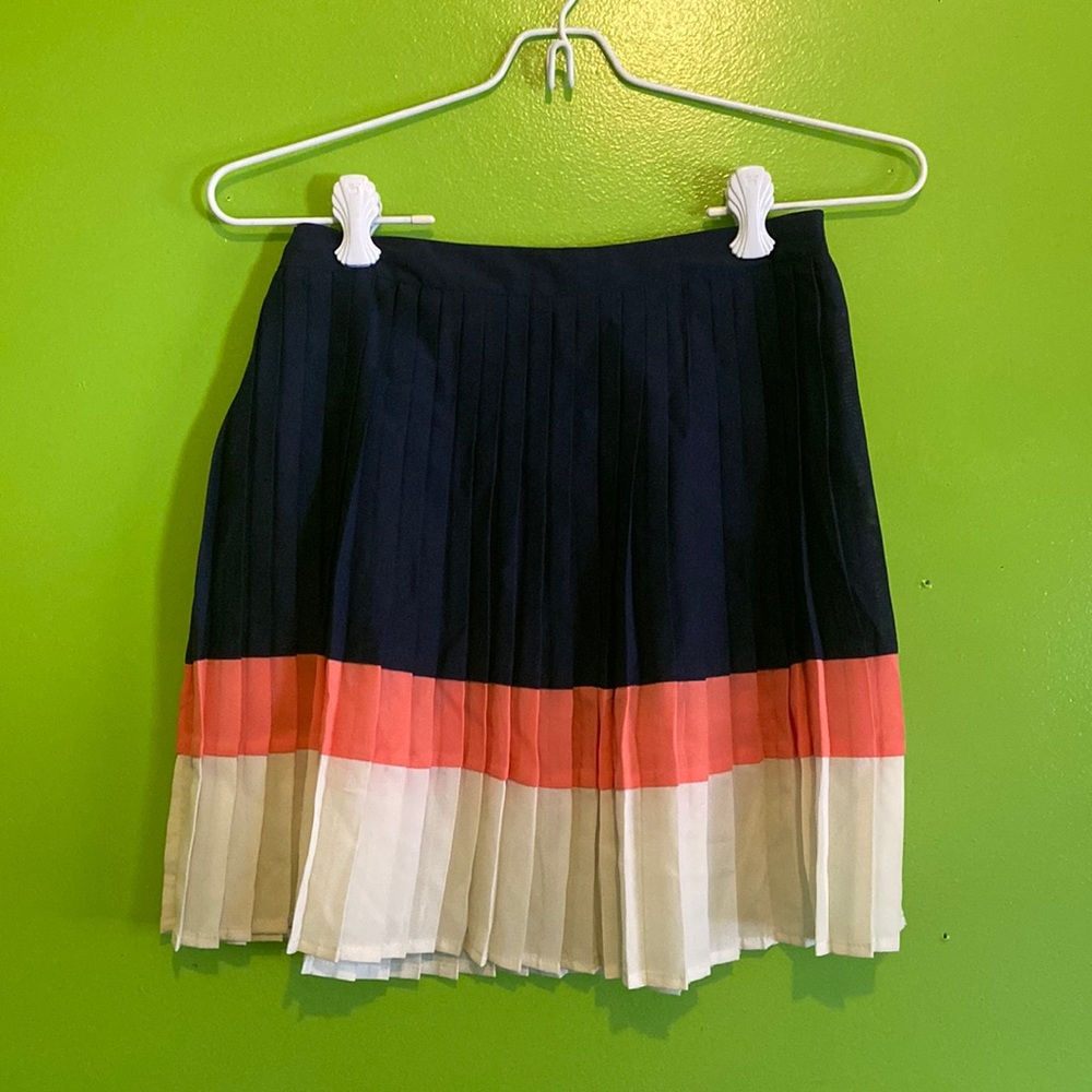 Forever 21 pleated multi color skirt